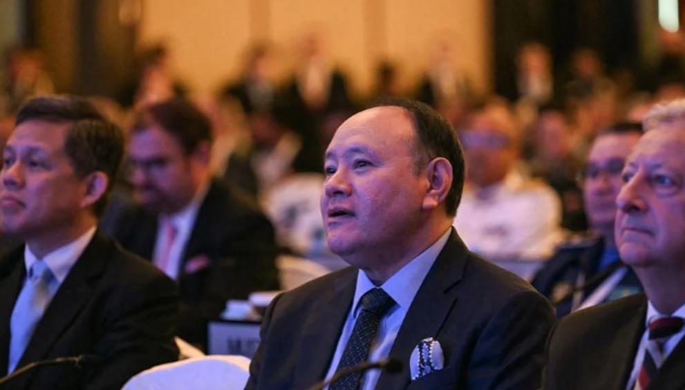 看得出来中方很不满了，也一点面子都不留了，外交部痛批菲防长是跳梁小丑，十分罕见的