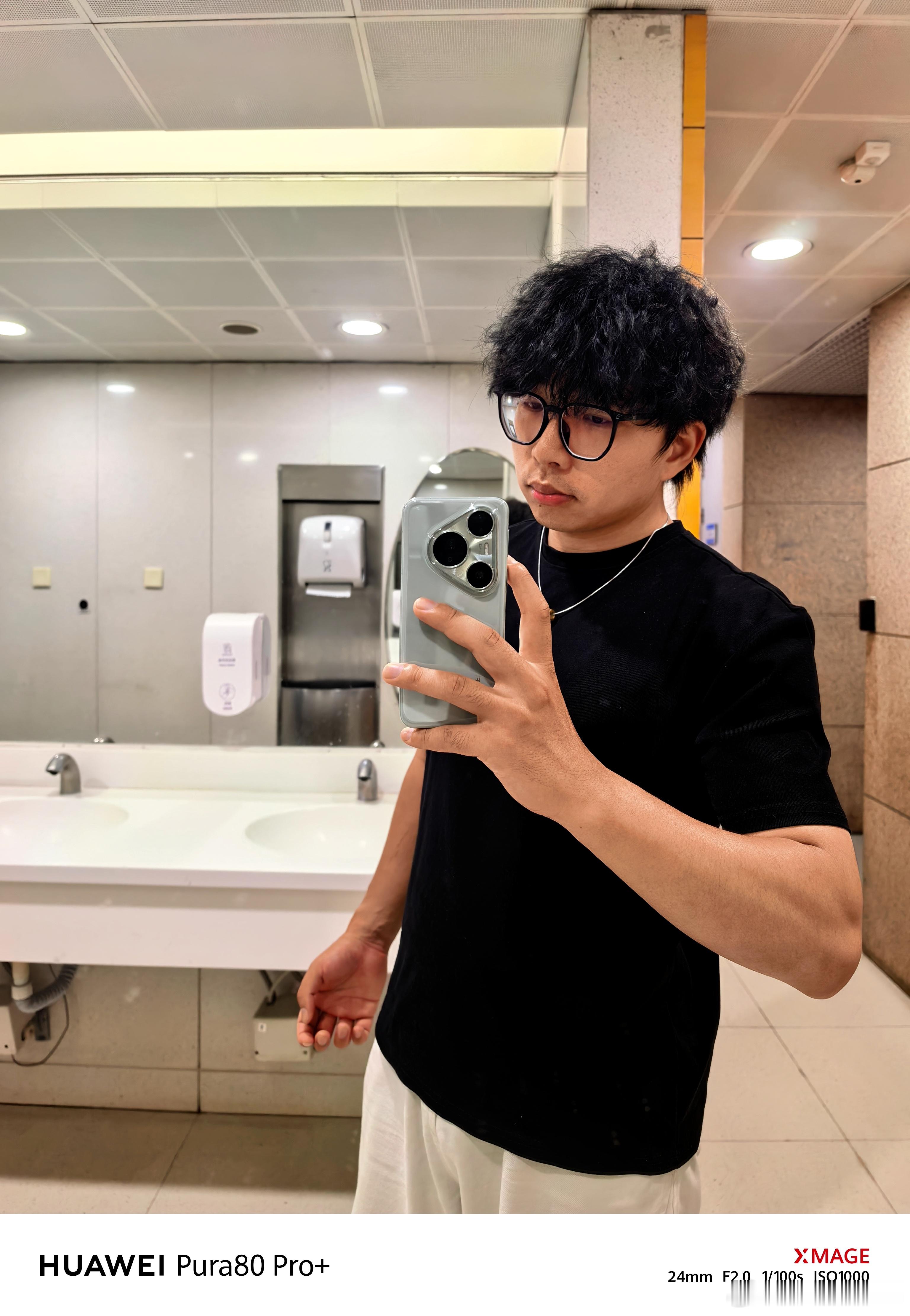 熬夜损失的寿命又靠熬夜弥补了回来熬夜增加的是年轻的时间，减少的是老年的时间，很划