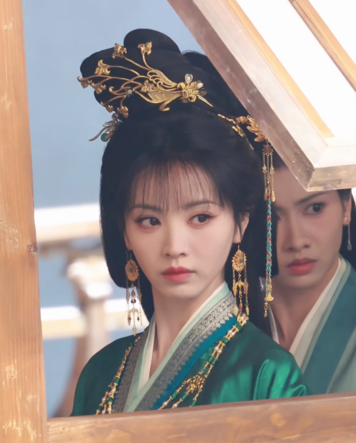 这部我想看，田曦薇这里面汉服造型好漂亮，太适合演恶女了…早期田曦薇 真人bjd