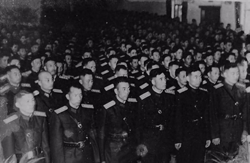 1955年授衔为何傅作义没有成为开国上将？毛主席说授他上将确实委屈了！
1953