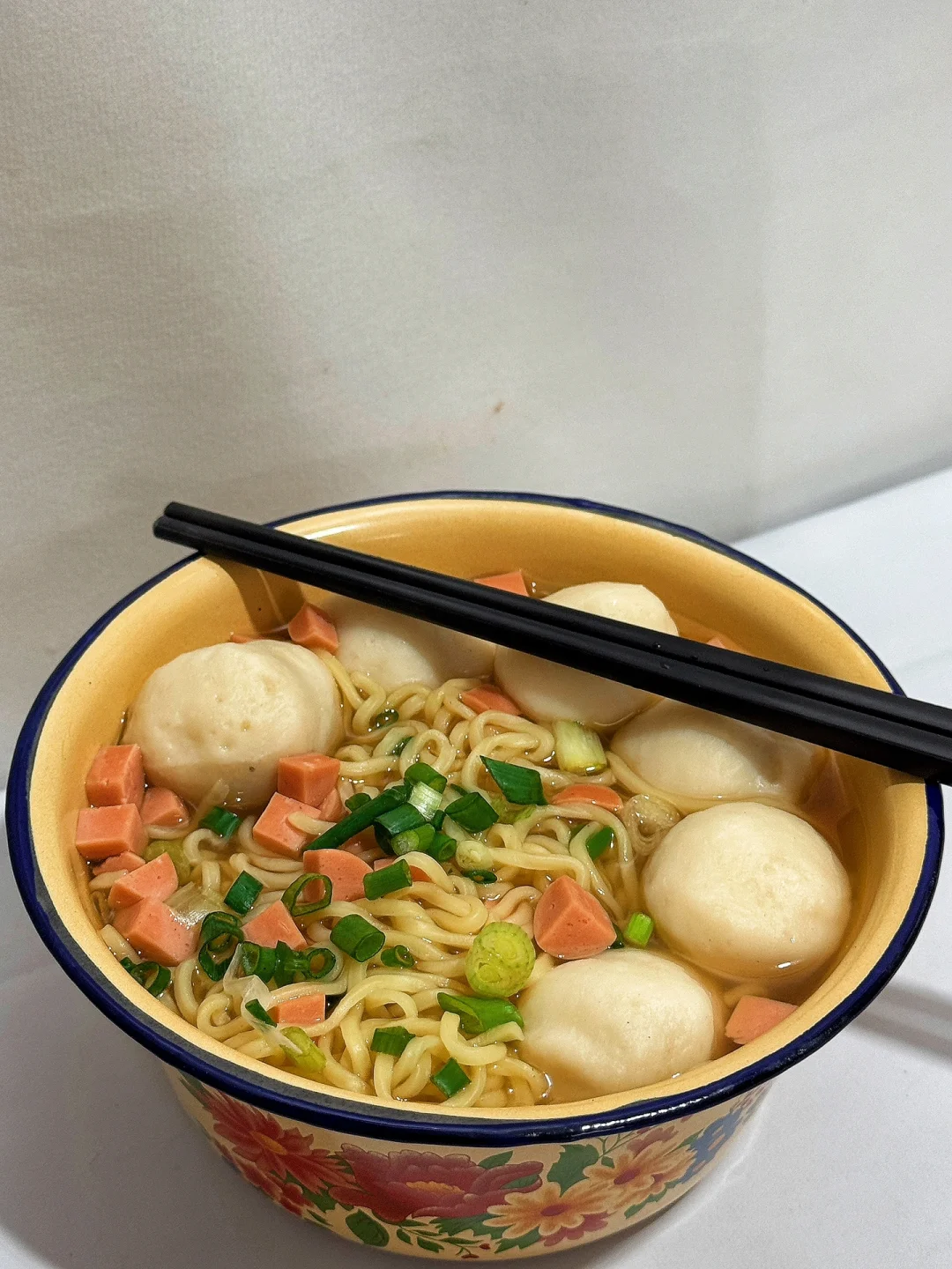 今天吃什么|在家做饭🍳清汤鱼丸面（附做法）
