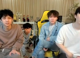 #Doinb蹲着解说#怎么一回来解说风格都变了吗？以后不会都站着或蹲着解说吧[笑