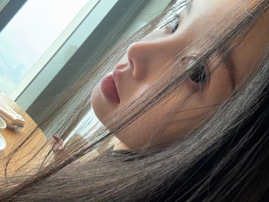 莫名很喜欢这张