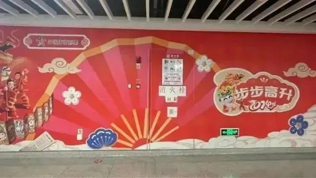 【央视网：爱国不是生意，举报应有依据】央视网谈“战马行动”博主举报南京商场：这种