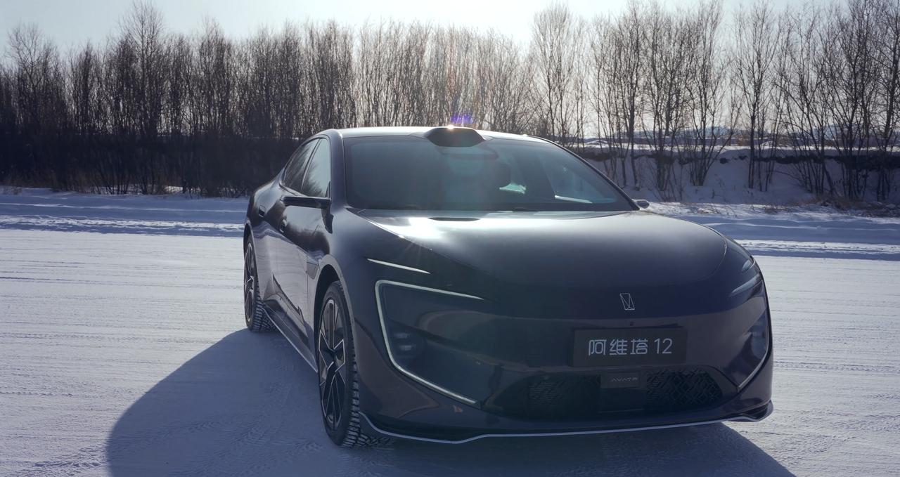 3月20日，汽车圈将迎来备受瞩目的新品——新款阿维塔12开启预售。此次更新是从感