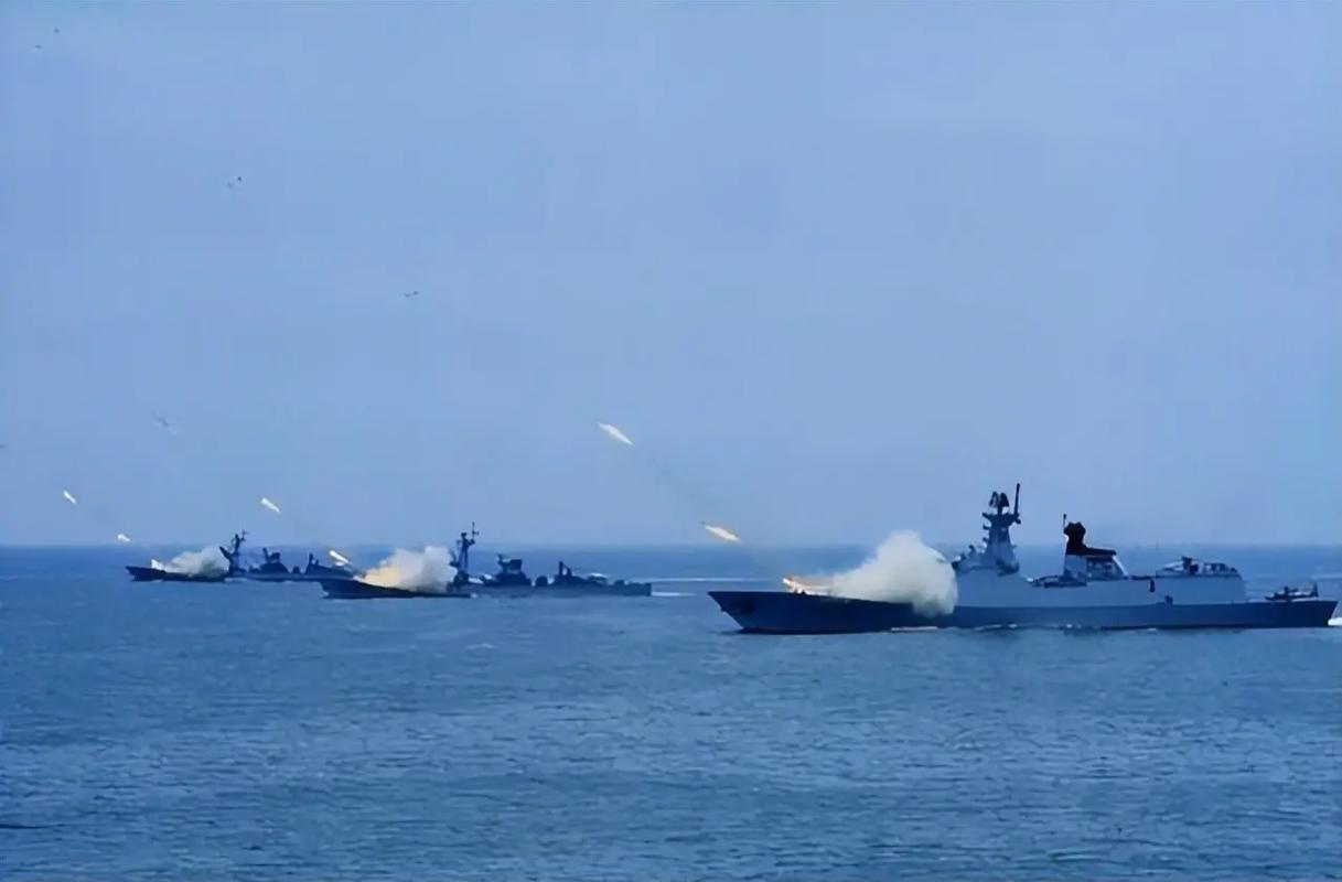 中日之战真的一触即发？还差这颗“火星”点燃？
 
最近总有人说中日之战免不了，就