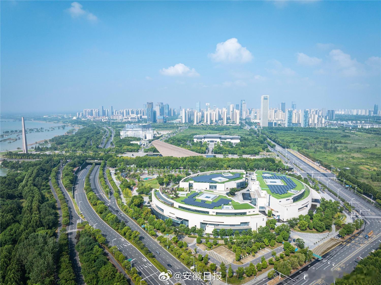【#一座场馆的创新密码#】巢湖岸边，坐落着国内首座以创新为主题的场馆——安徽创新