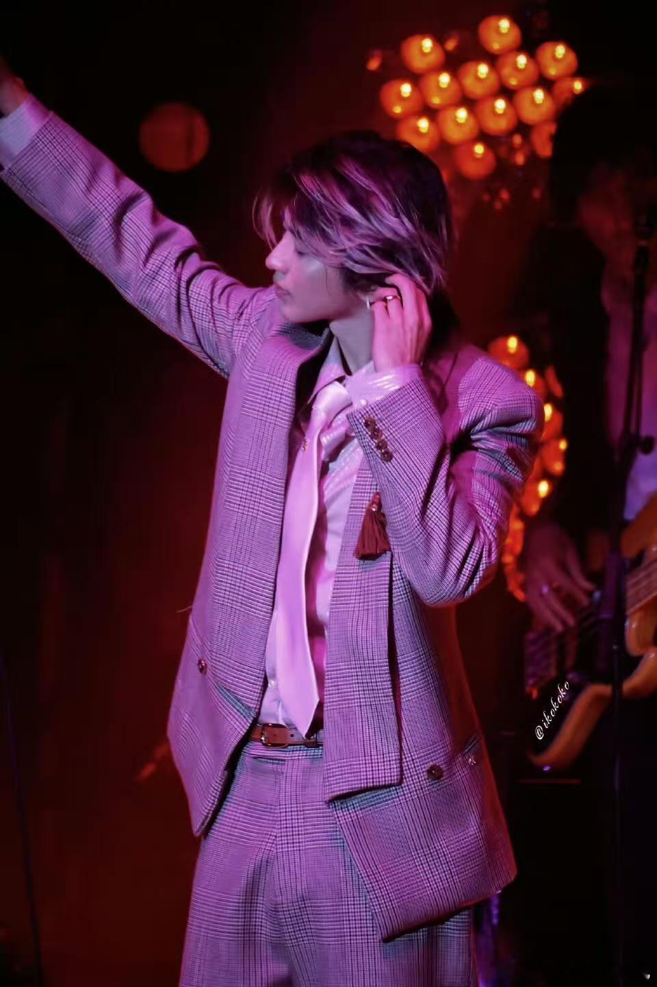 蔡徐坤音乐节压台出场含金量拉满无争议！蔡徐坤压轴国际音乐节，唯一华语登场彰显影响