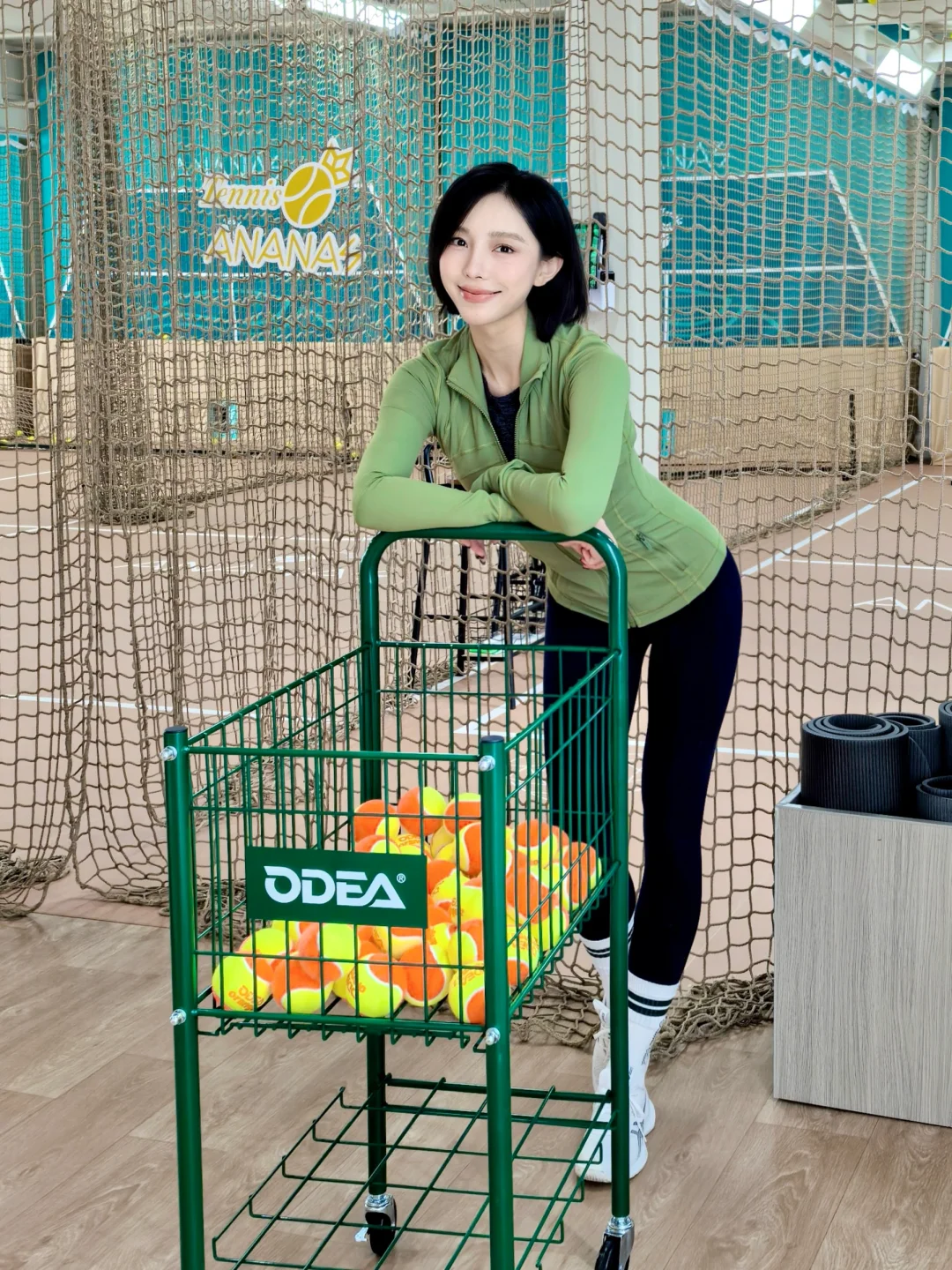 网球日常🎾冬天打打发球机也不错～