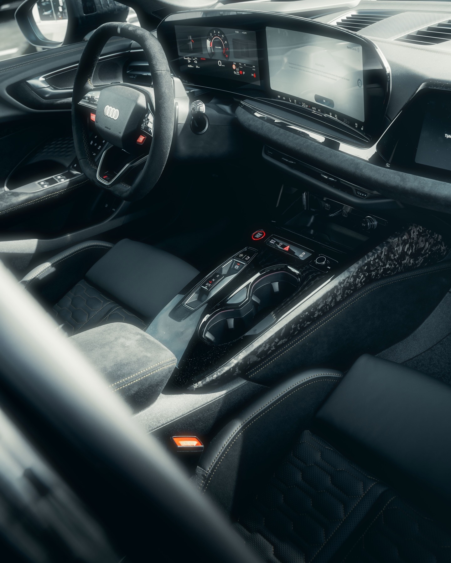 全新2026款奥迪RS5 Avant🖤个人而言，我必须说我非常中意这充满攻击性