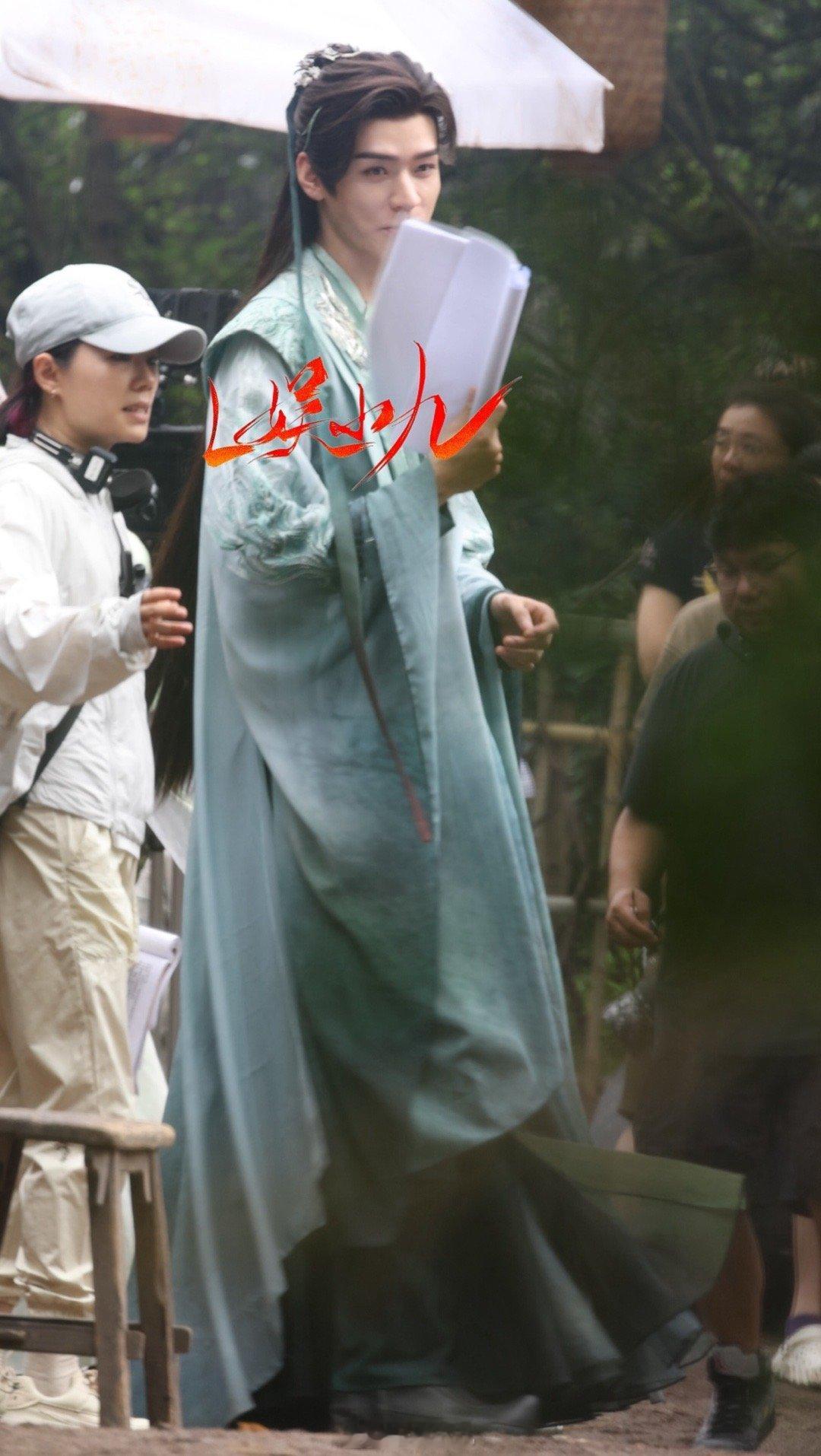#追星代拍周边中转[超话]##龚俊##暗河传# 今日路透[来] ​​​