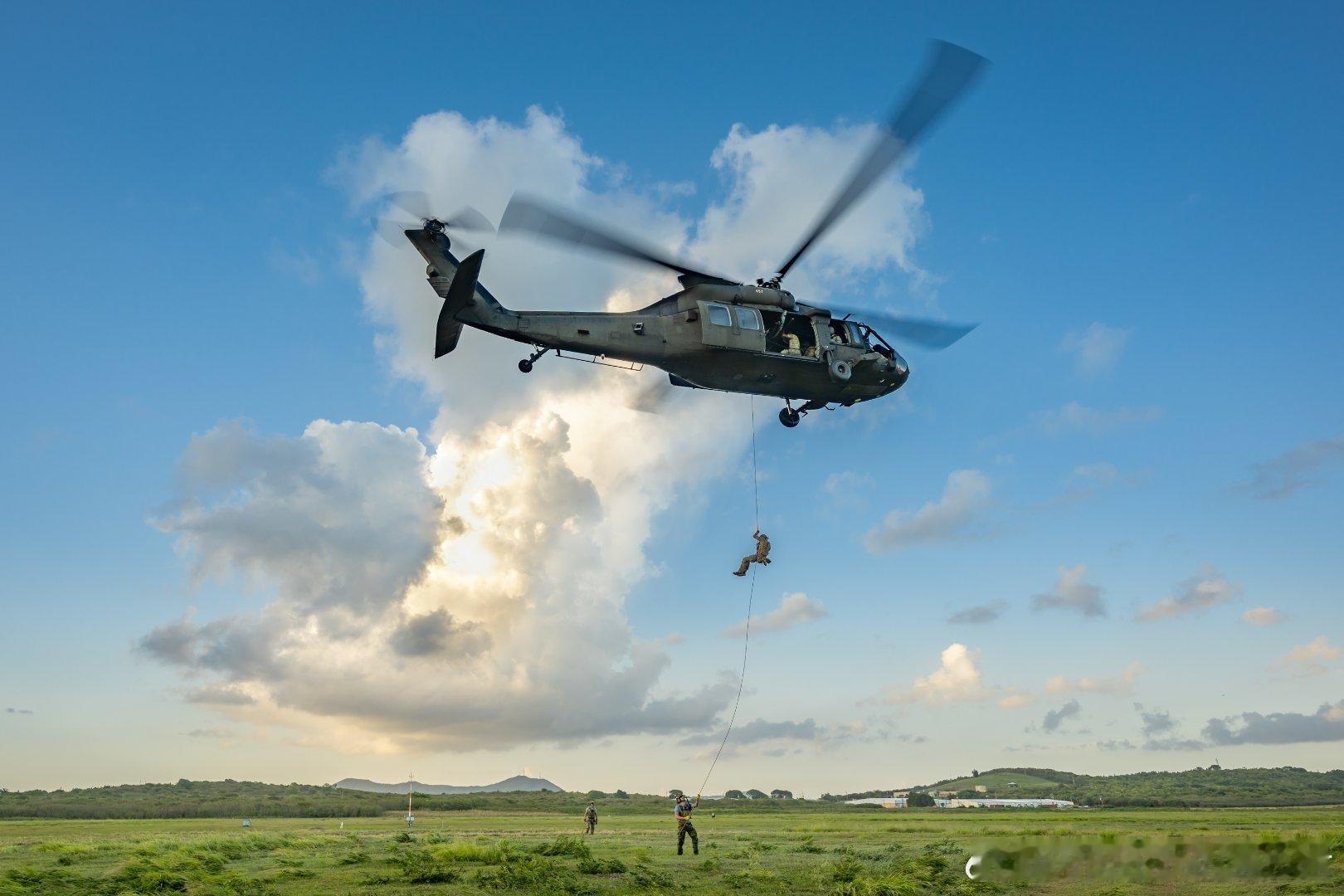 2025年8月，肯塔基空军国民警卫队特种战术单位在美属维尔京群岛3 ​​​