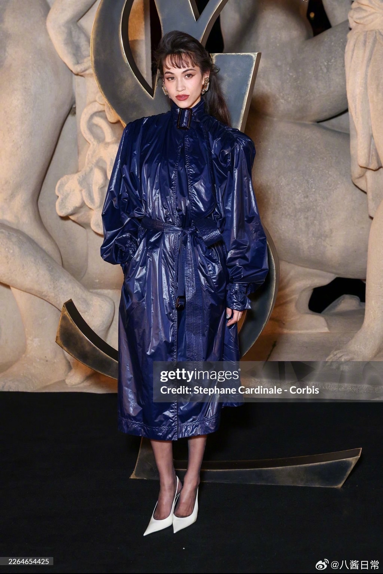 巴黎时装周圣罗兰大秀怼脸生图宋佳、朴彩英、刘雯、MilkPansa、山崎贤人、水