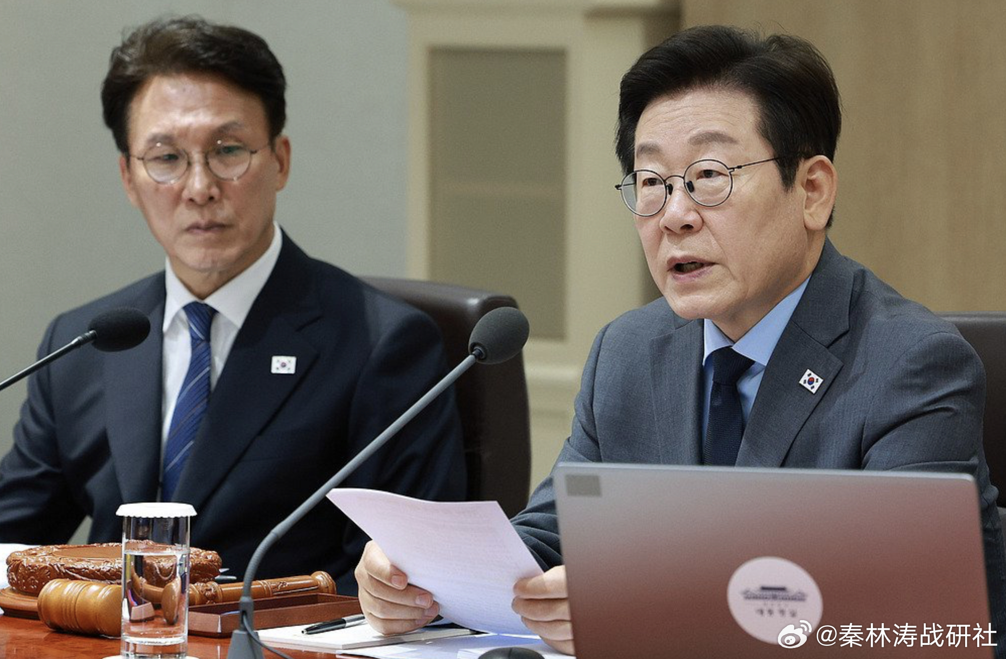 热点观点 李在明痛批反华示威，戳破“自由”假面。李在明又对反华示威开炮了，直接说
