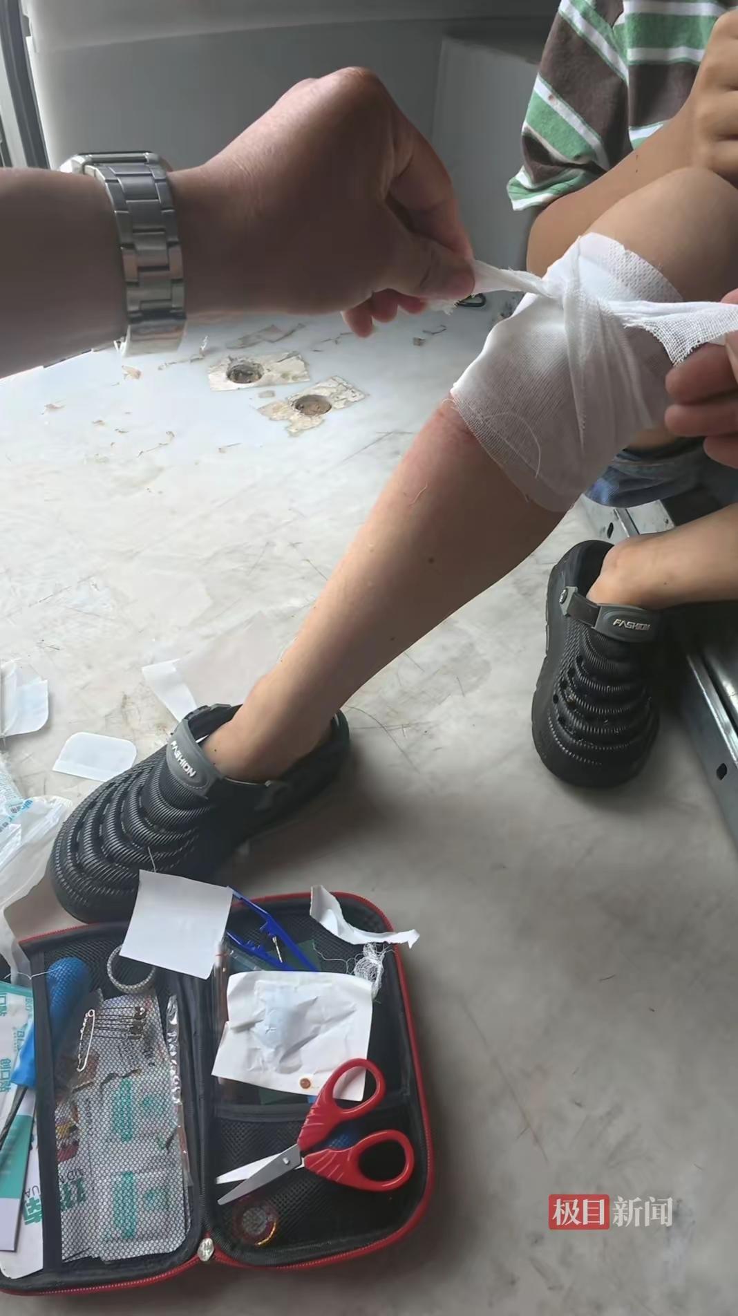 雨中伸援手！吉安司机温柔守护失足少年
平凡陌生人的善意，足以治愈一场雨天意外。谁