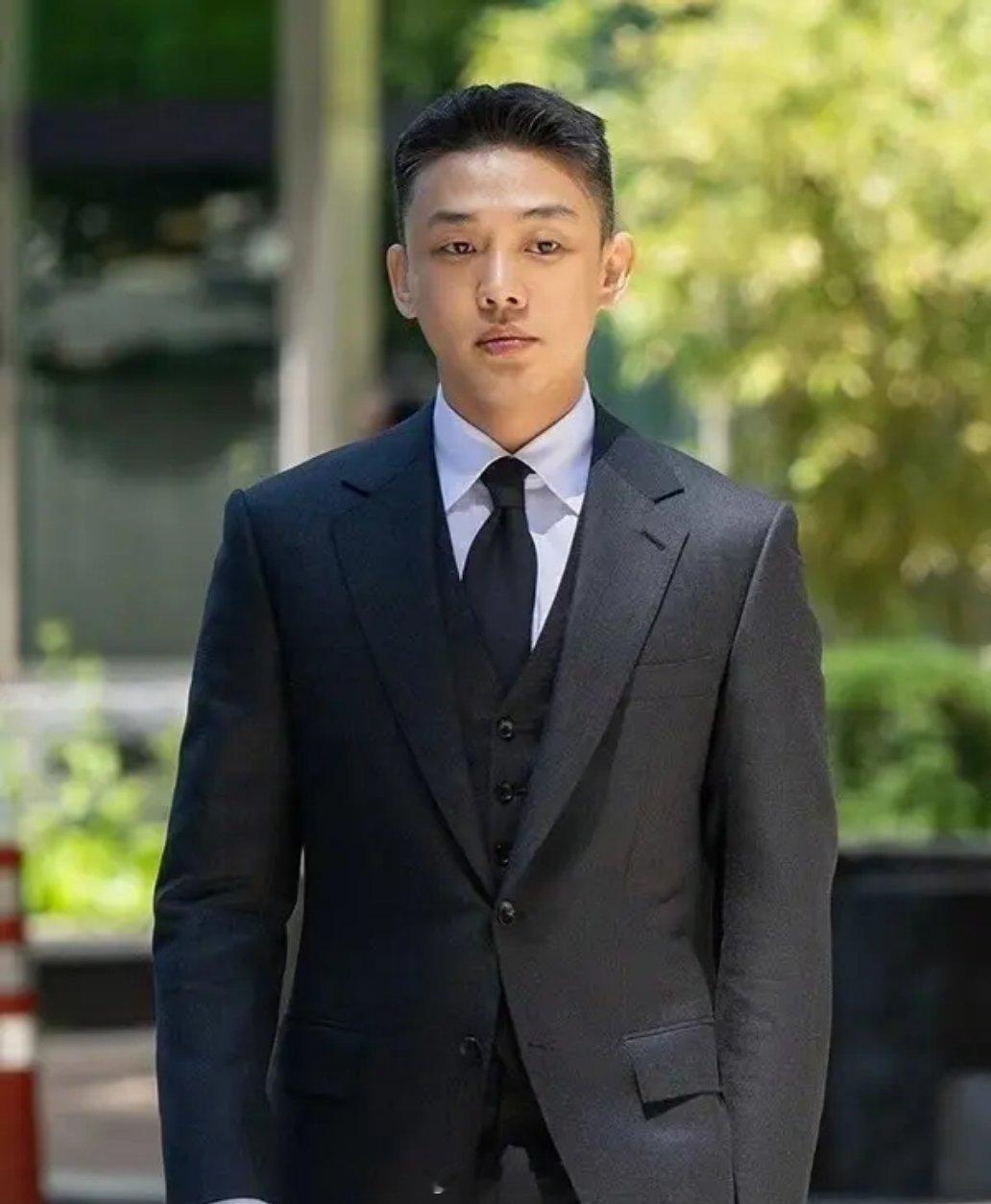 据韩媒，首尔龙山警察署上周就刘亚仁被起诉性侵同性事件做出了不移送检方的决定，认为