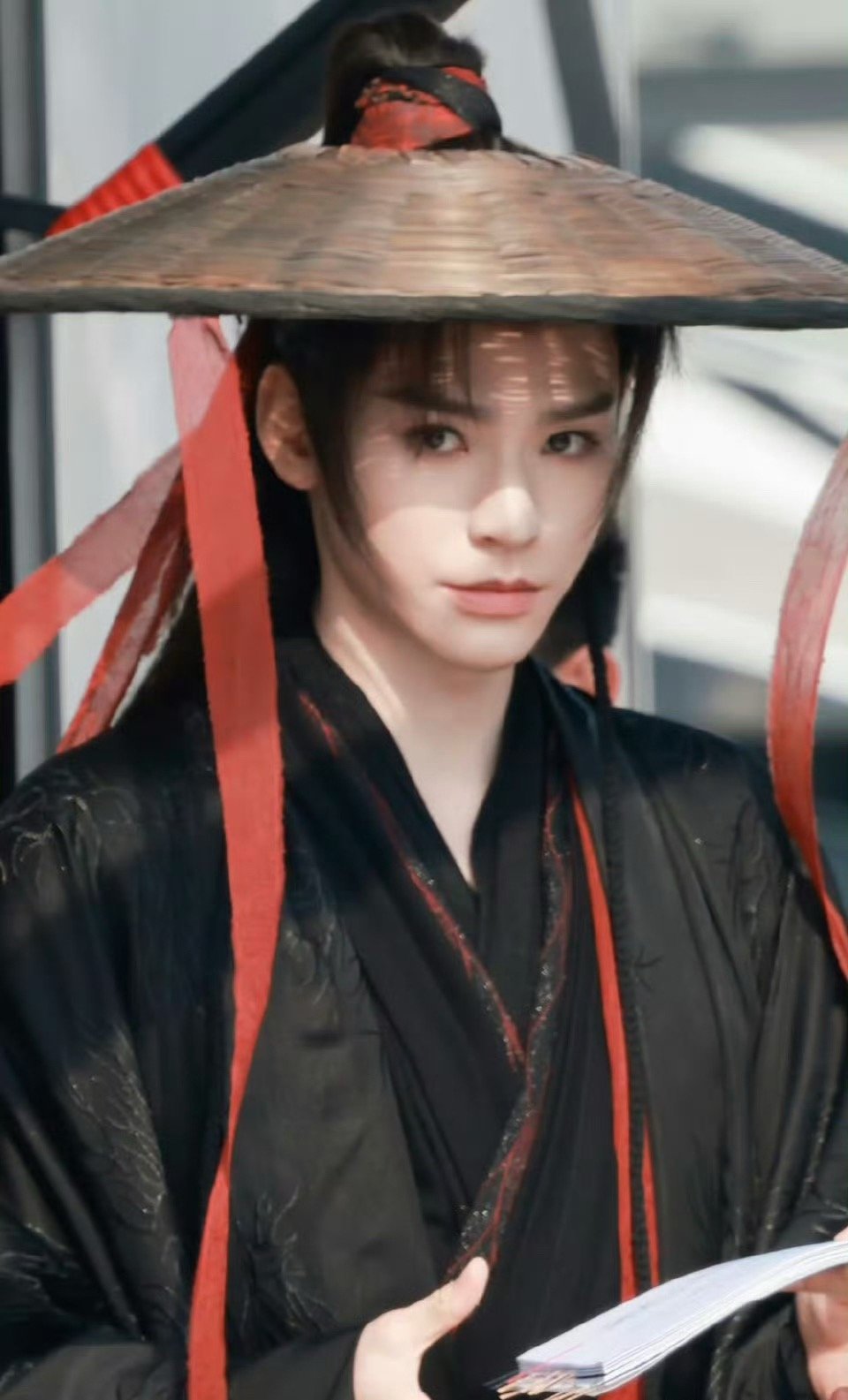 龚俊这造型真的娇羞的像个女孩 