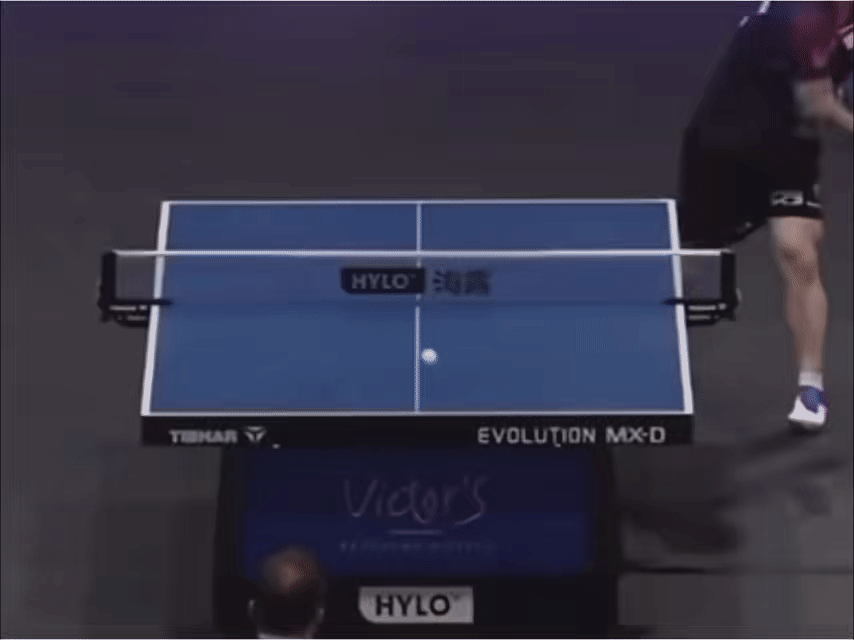 又刷到这个球了，弹了一下改变了轨迹咯咯咯 