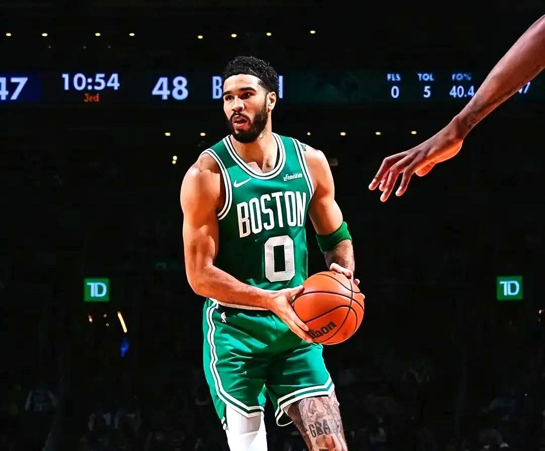 就一晚上，两边的差距瞬间就剩一半了！

东部第二这把椅子，凯尔特人队快坐不稳了。