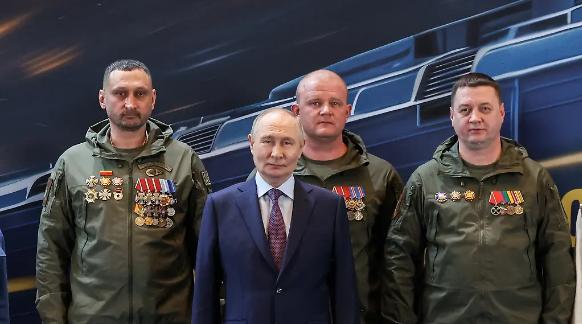 图文：越来越多的俄军事博客作者强硬派人士纷纷倒戈 批评俄军事失误审查制度经济压力