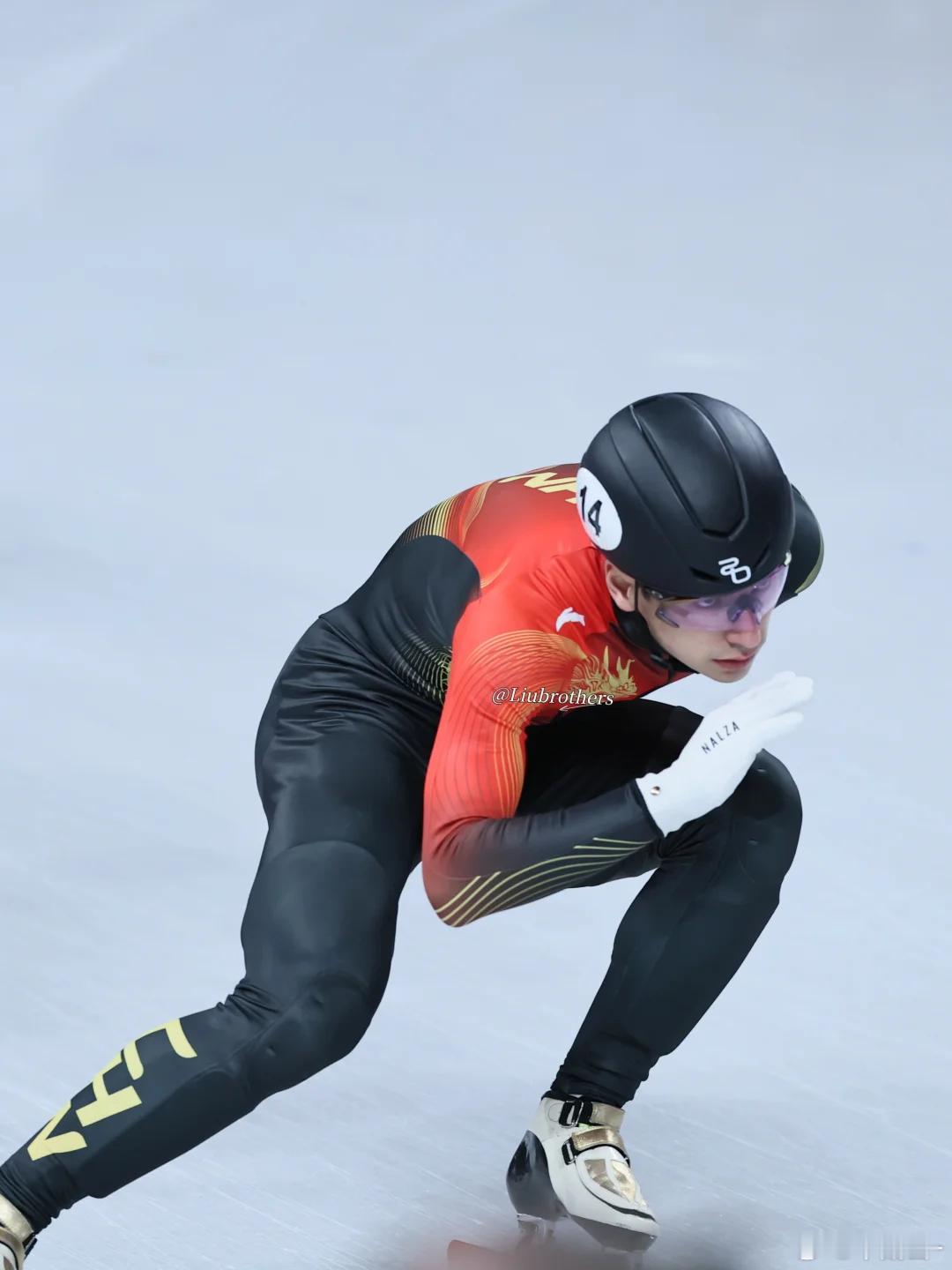 进入冬奥会时间，第一条~  生图的神，刘少昂！短道速滑 中国男队目前最有可能拿金