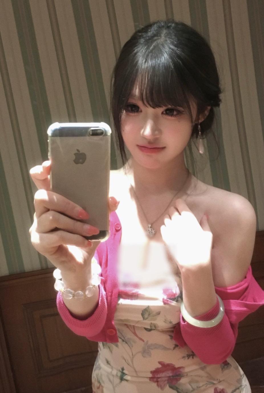 古早娇憨萌萌的可爱女人