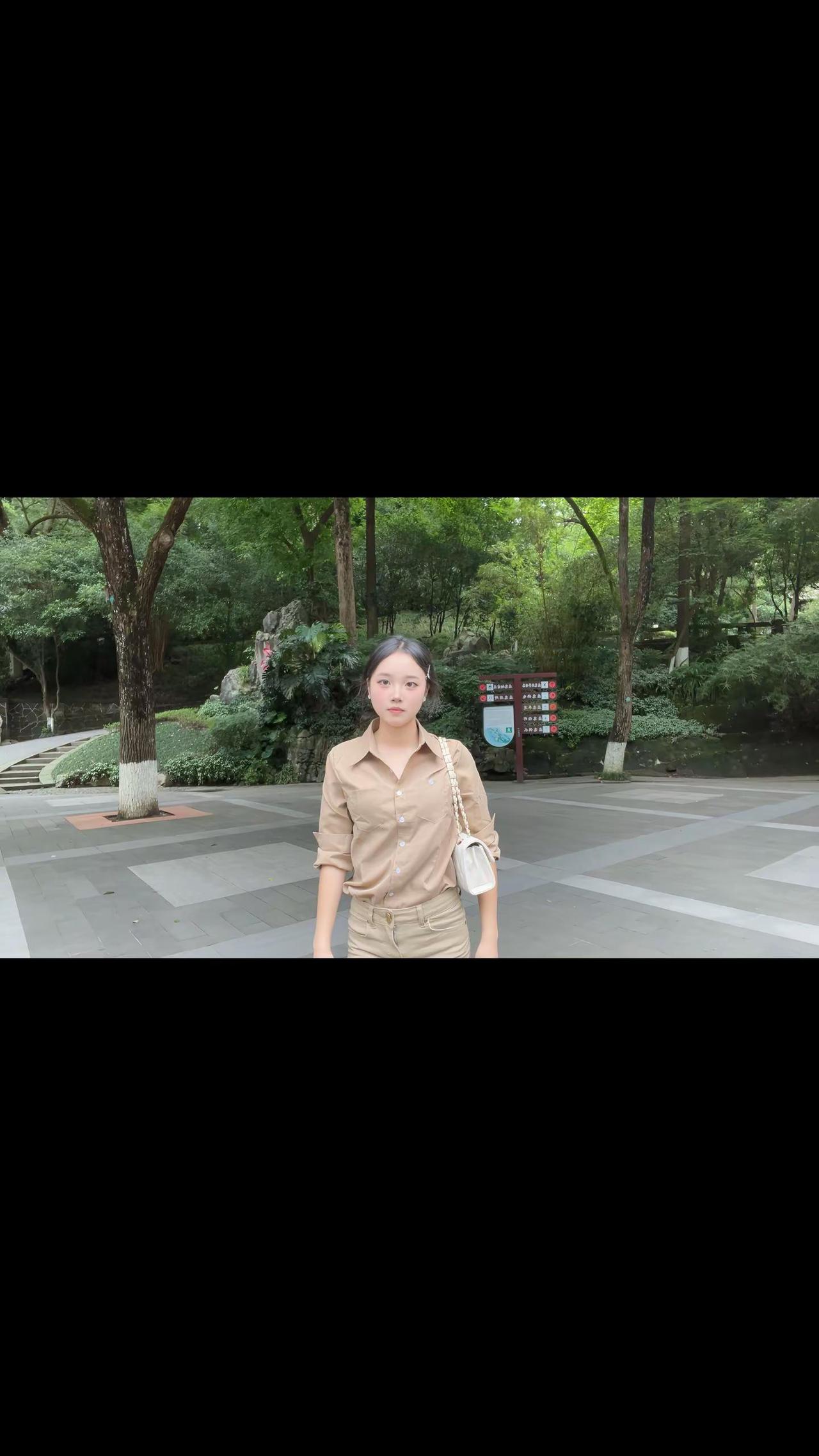 歌名就是文案 公园清新穿搭