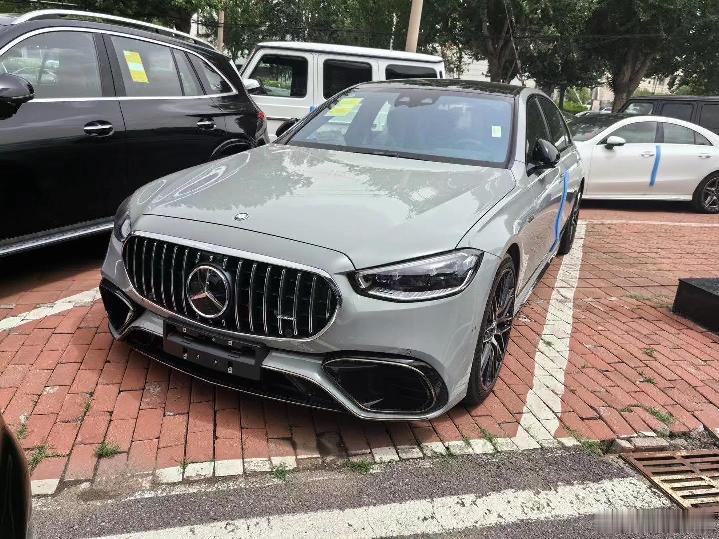 S63首发特别版灰外黑内 选配3000 ETC现车加33万含消费税 ​​​