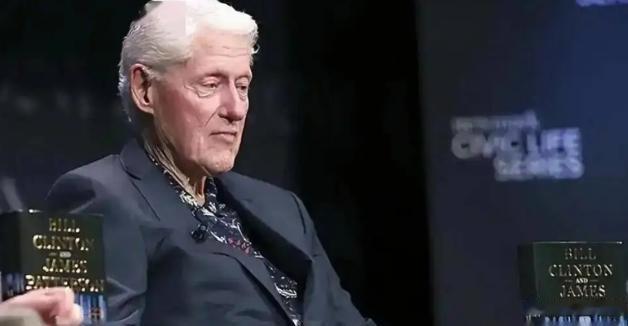 美国舆论大转向，疯狂攻击克林顿，批评他当年搞全球自由贸易，帮着跨国公司和华尔街疯