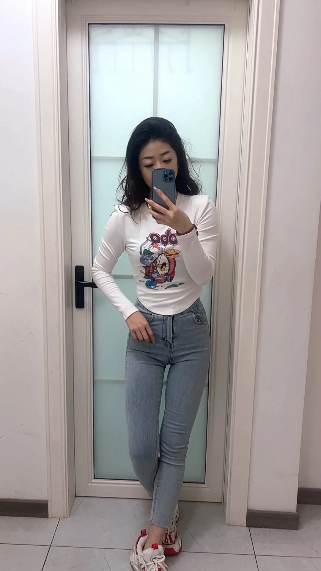 我的执念是身后有一个无论何时何地都可以义无反顾坚定选择我的男子