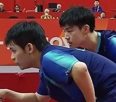 恭喜中国队林诗栋黄友政击败日本队勇夺男双冠军！太振奋了！🏆 ​​​