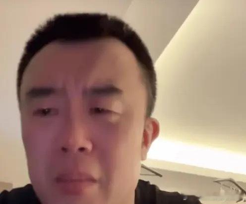 韩德君谈退役：“退役这个事，我现在不能说，我是想说的，但是得等俱乐部，我要跟俱乐