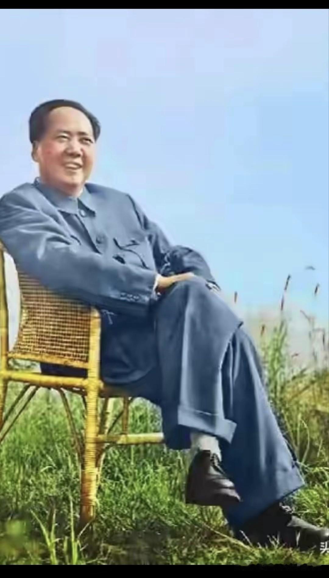 毛主席一生热爱人民[赞]大公无私[赞]清正廉洁[赞]您的教导永牢记[赞]毛主席永