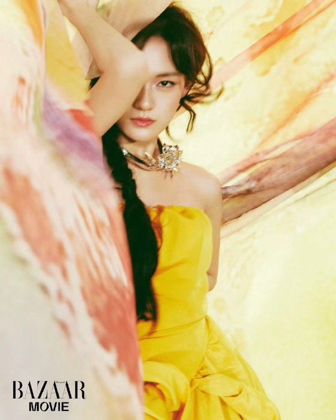 文淇春日少女 文淇好美我许可文淇好美我许可，文淇春日少女，谁来懂一下文淇的芭莎电