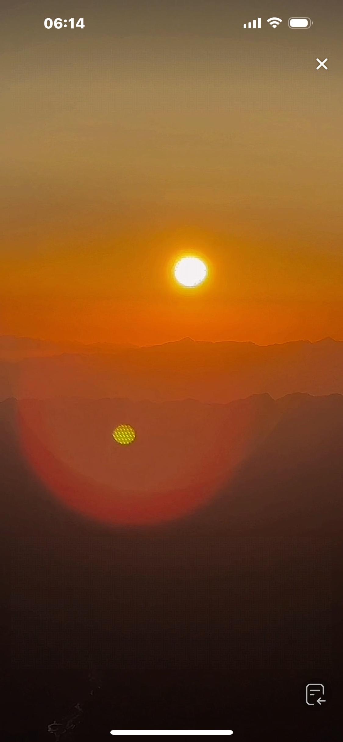 董某辉佰乐是谁：
最早在新东方西安学校时是孙东旭，孙发现他先由销售转为英语教师，