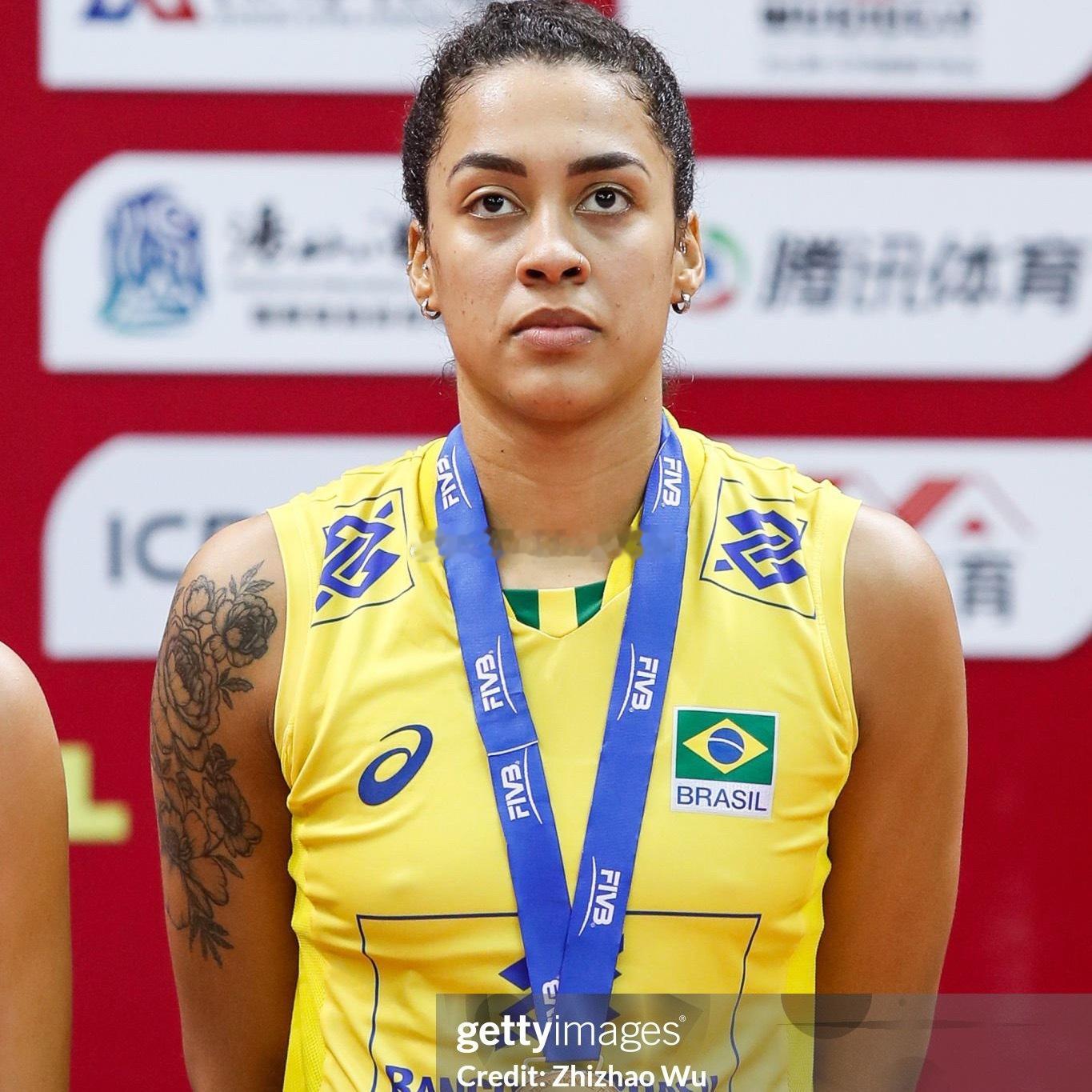 鸡妈亲女儿德鲁西拉回归2026年女排vnl