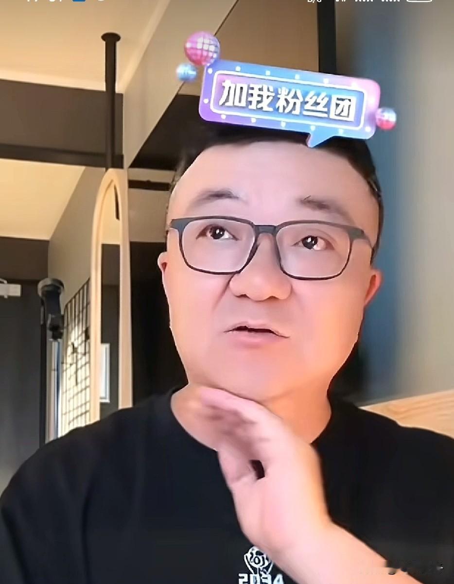 董路：有人拿我和张雪机车比，确实比不了，但是我们有些地方都很相似！
随着“无证教