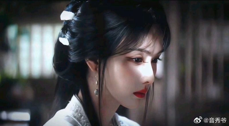 陈都灵内娱神塑鬼塑集一身了陈都灵把狐妖演出了神性 陈都灵演的雾妄言真的把亦神亦妖