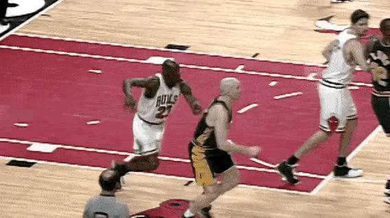 谁的NBA地位不依赖队友？

拉塞尔：11冠离不开海恩索恩、沙尔曼、库西、拉姆西