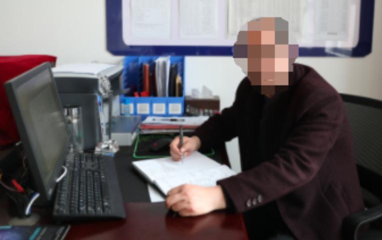 #记录我的2024# #中学男教师在办公室猥亵男生## 佯装指导实则猥亵？老师操