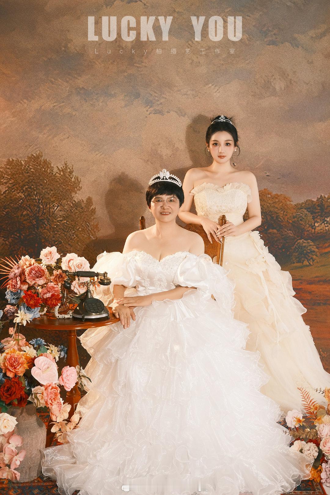 我和妈妈天下第一好母女复古婚纱写真工作室📍#广州约拍[超话]# #深圳约拍[超