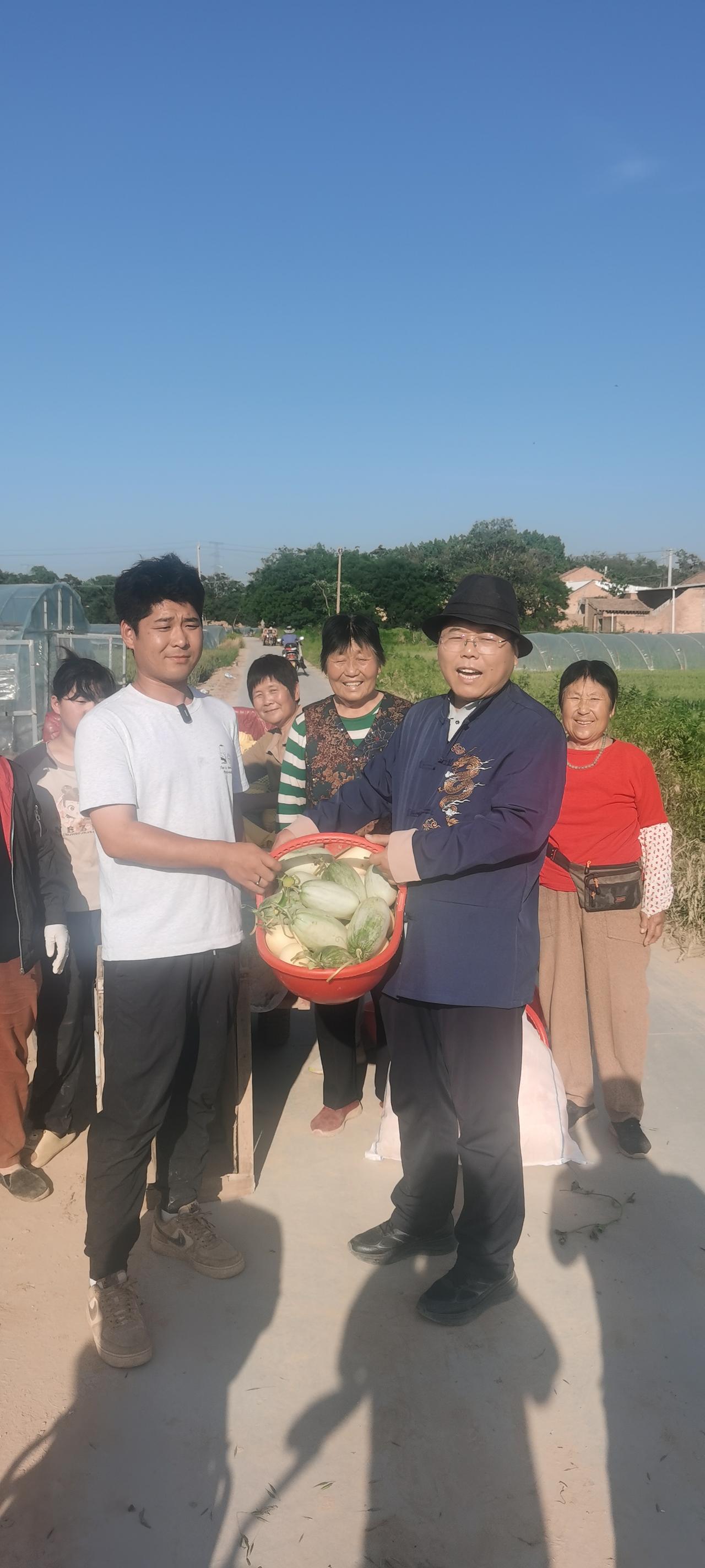 用镜头留下最美瞬间“书法换万物，挑战不可能”，西北书法第一人田武卫先生，前往陕西