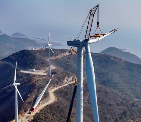 美国媒体反应过来了：中国趁特朗普上台在“主导世界”
美国《纽约时报》1月19日的