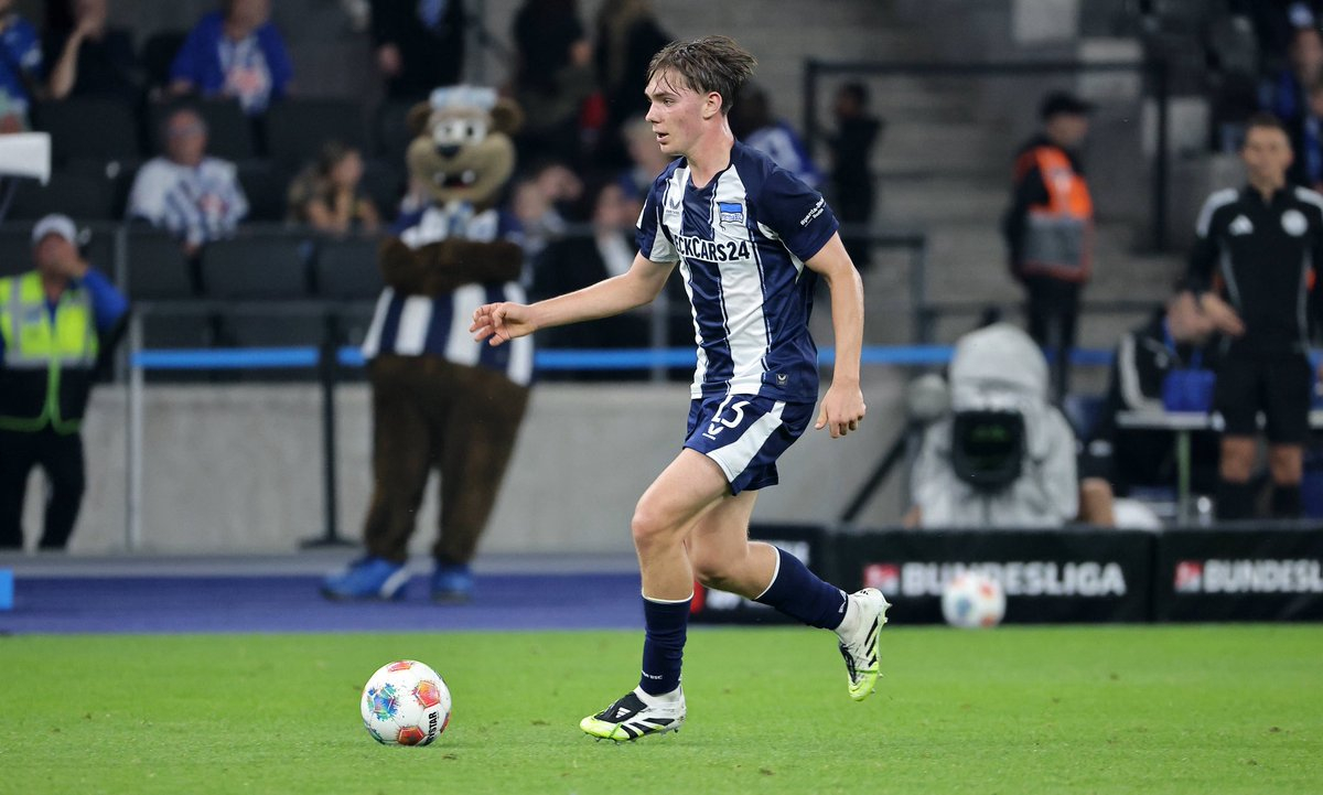 黄黑普鲁士多特蒙德[超话]  德天空普勒腾贝格：柏林赫塔后腰艾希霍恩有一条120