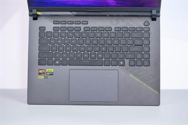 ROG魔霸9评测实战《毁灭战士：黑暗时代》！DLSS 4+光追效率提升