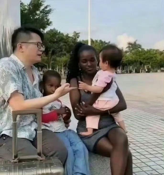 黑人基因“罢工”名场面，笑喷
外国黑人