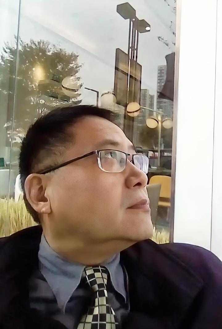 昨天，写了一篇小作文，打算近期去南昌红谷滩一家“说媒”中心，去看看的事情。

引