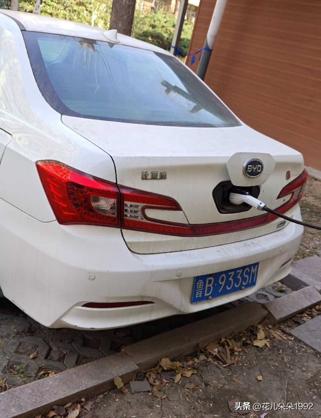 国产新能源鼻祖？
第一台插电混动量产车，欢2013年还要21万才能买到，秦！目前