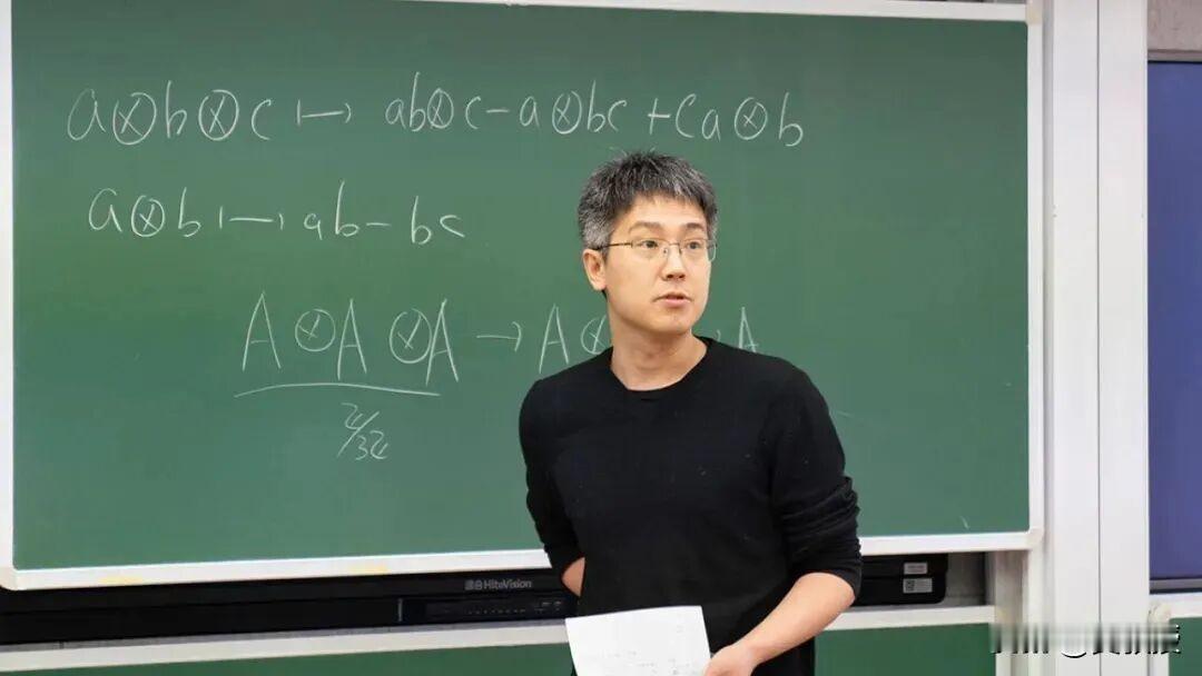 首个80后院士
中国科学院院士刘若川
他今年44岁，是名“80后”
工作单位为北