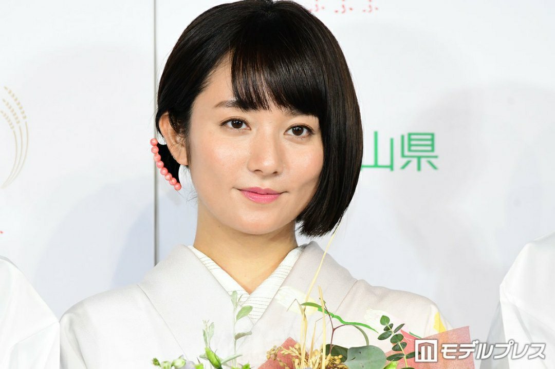 日娱新闻木村文乃 演员木村文乃（38岁）于24日更新了自己的Instagram，